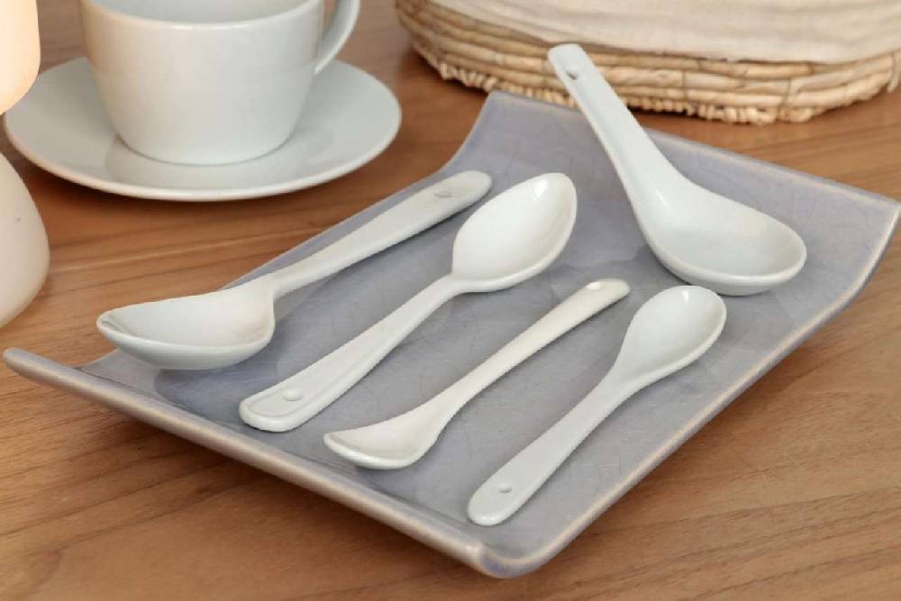 purenature PureNature Beautiful Hard Porcelain Spoon - White, 20cm lenght JETZT KAUFEN