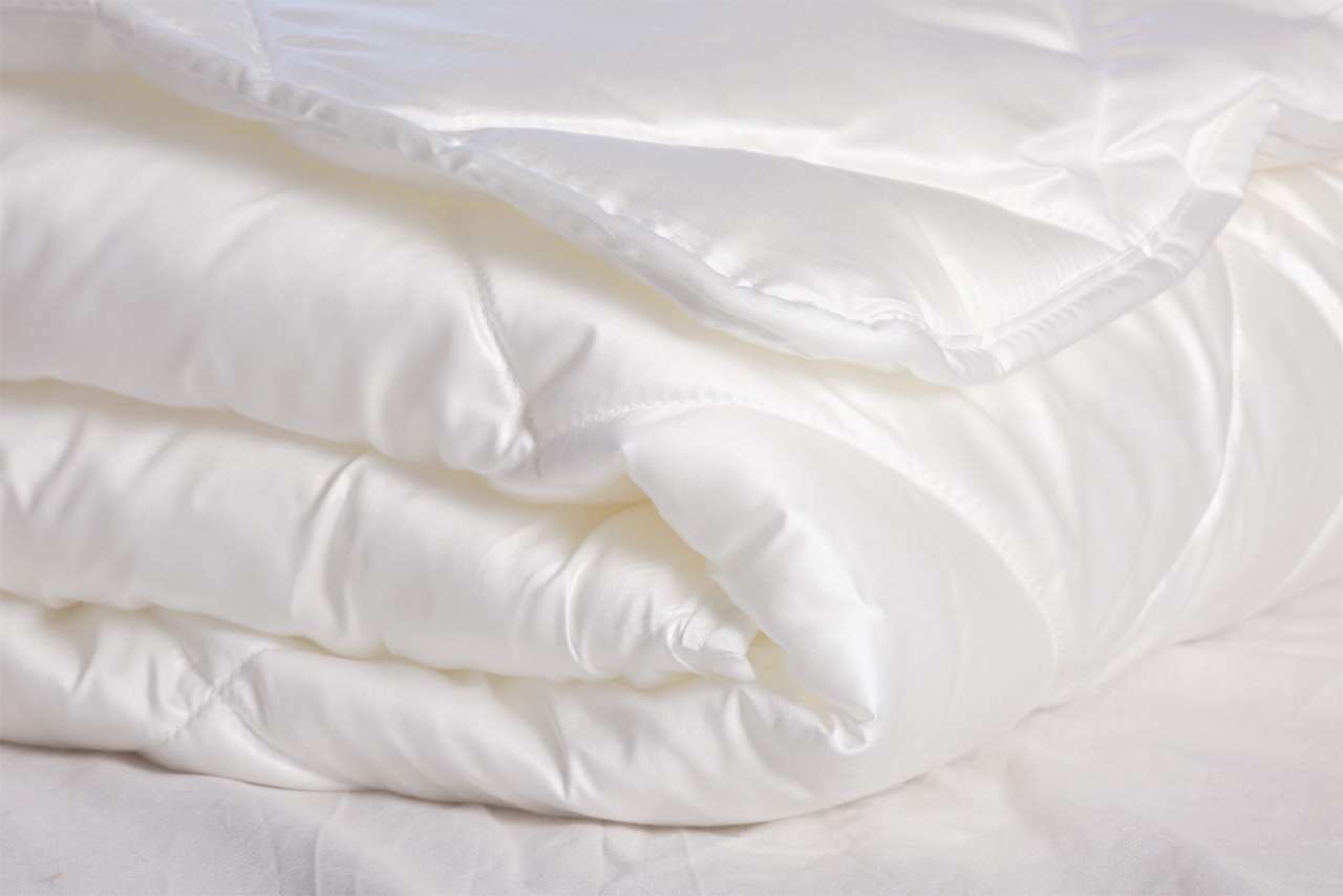 purenature Lightweight Tencel summer duvet with lyocell cover and filling Sonderangebot der Fabrik