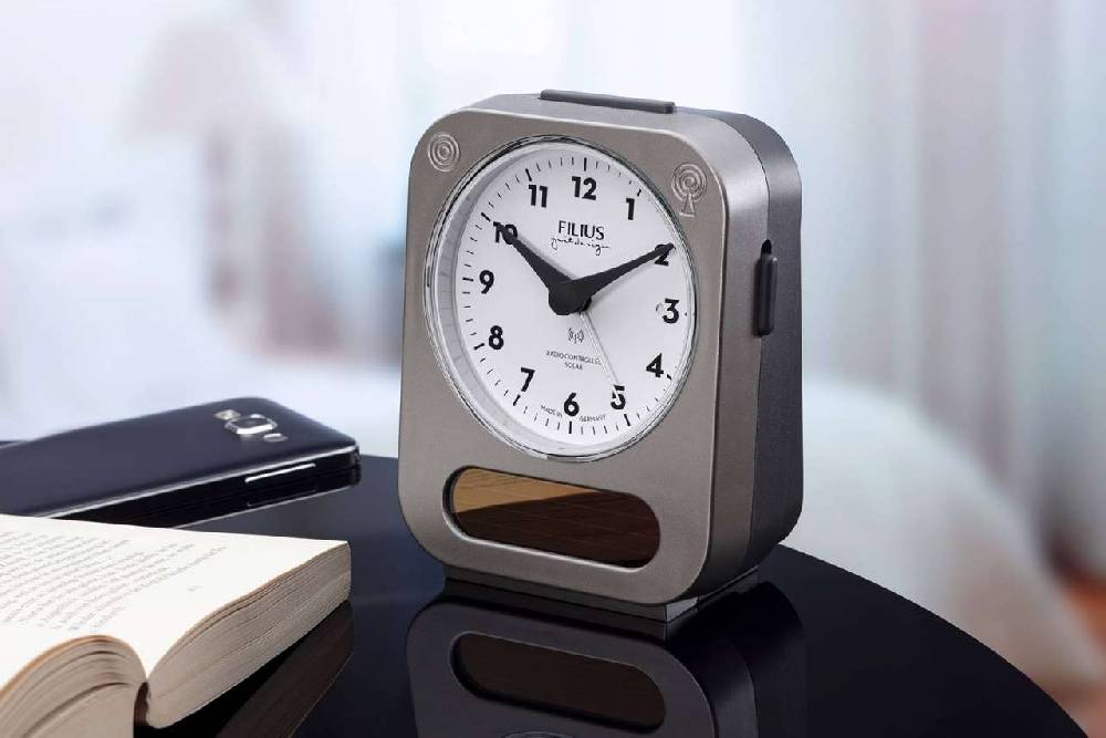listing/manufacturer/sSupplier/313 Filius solar alarm clock,color titanium Begrenzt auf 3 Tage