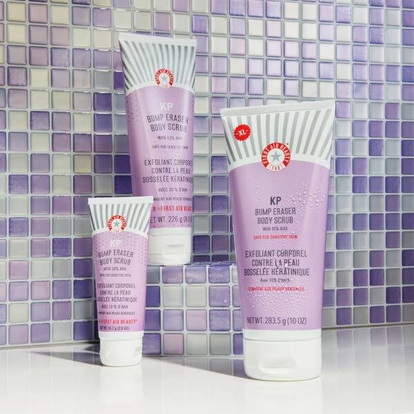 First Aid Beauty KP Bump Eraser Body Scrub with 10% AHA 283.5g Blitzverkäufe