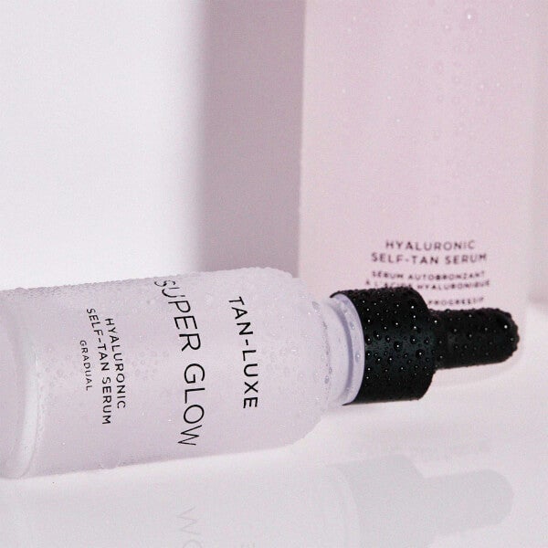 Tan-Luxe Super Glow Hyaluronic Self-Tan Serum 30ml Muttertagsangebot