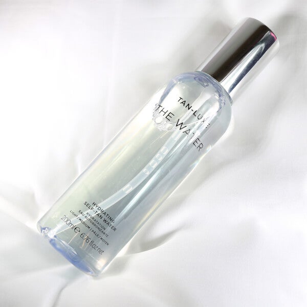 Tan-Luxe The Water Hydrating Self-Tan Water 200ml - Medium Zeitbegrenzte Promotion