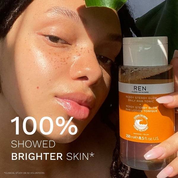 REN Clean Skincare Ready Steady Glow Daily AHA Tonic 250ml Kostenloser Versand international