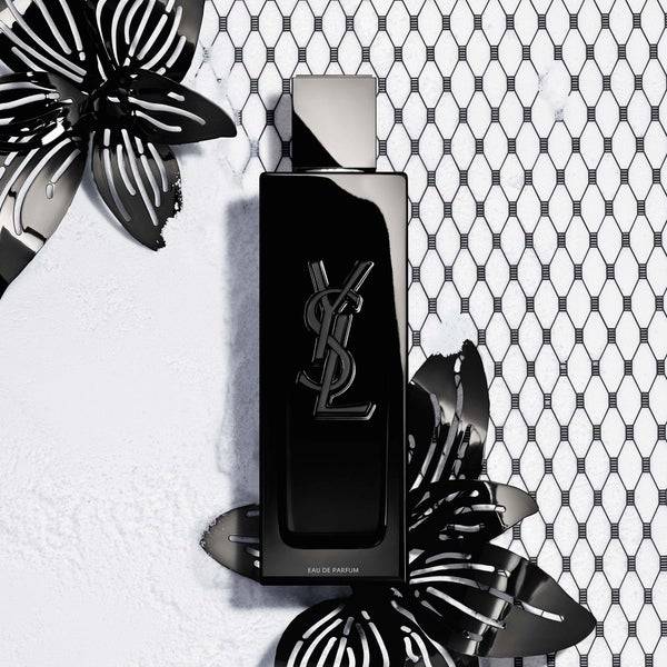 Yves Saint Laurent MYSLF 100ml Eau de Parfum and 10ml Trial Size Gift Set Zeitlich begrenztes Angebot