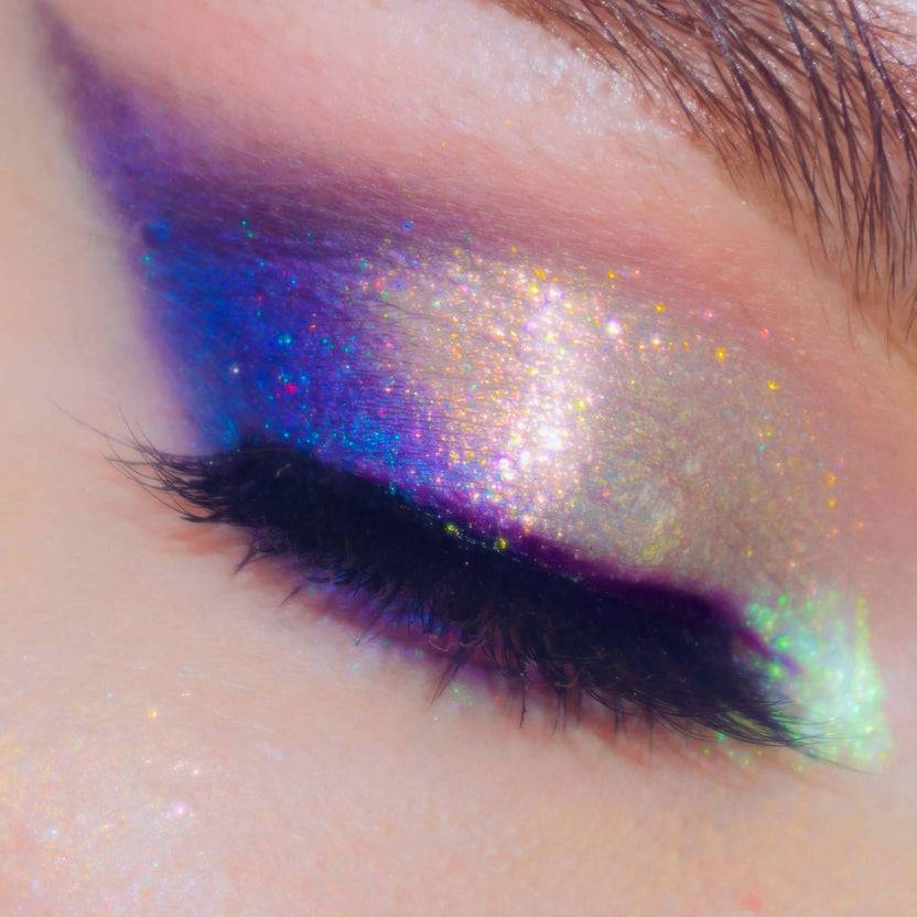 Karla Cosmetics Opal Multichrome Loose Eyeshadow (1g) Letzter Tag