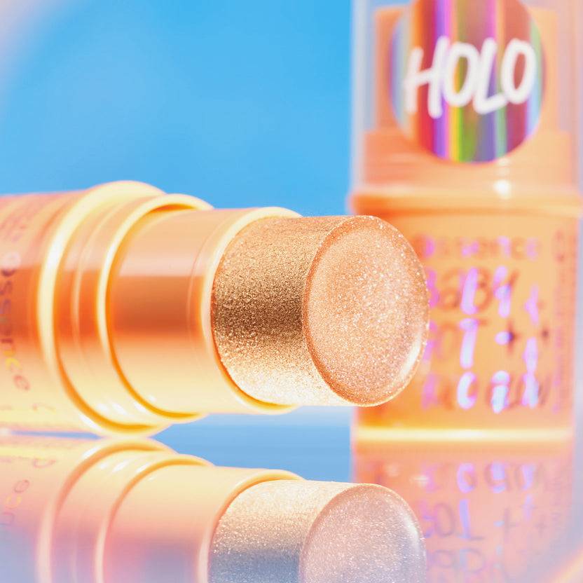 Essence BABY GOT HOLO GLOW highlighter stick 10 (5g) Super Rabatt