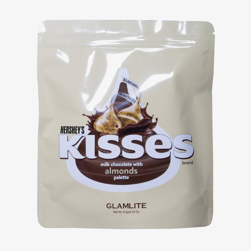 Glamlite Cosmetics Hershey's Kisses x Glamlite Milk Chocolate with Almonds Palette im Angebot