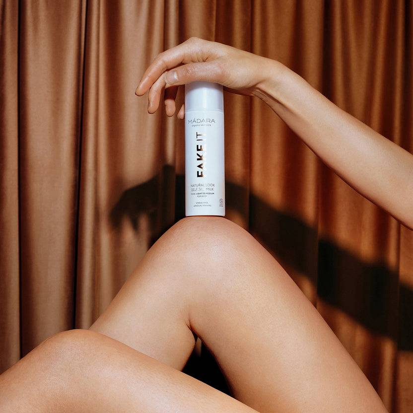 MÁDARA Cosmetics Fake It Natural Look Self Tan Milk (150ml) Im Verkauf